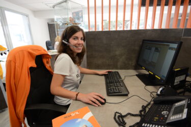recrutement RESPONSABLE RECEPTIONNISTE TRILINGUE H/F – CDD 6 MOIS